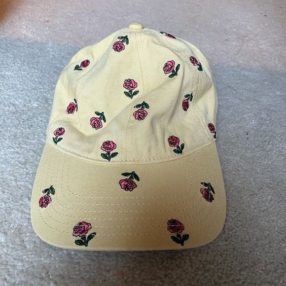 Pacsun Pale yellow dad style hat with red roses - Picture 3 of 6
